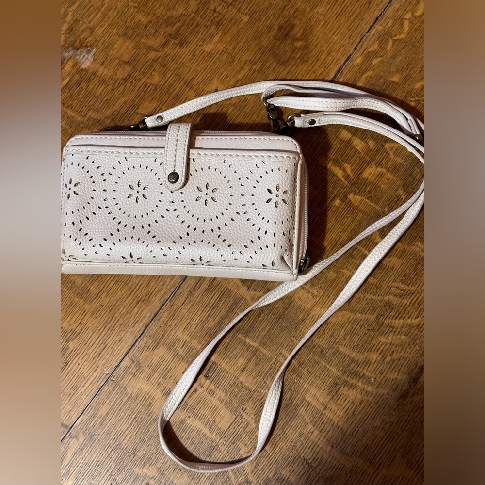 The‎ SAK wallet wristlet crossbody